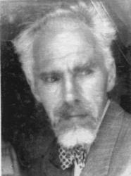 Stefan Bieszk (1895-1964), nauczyciel gimnazjum, pisarz i działacz kasszubski, w latach 1925-1934 mieszkaniec domu przy Warszawskiej 23, I p., str. l